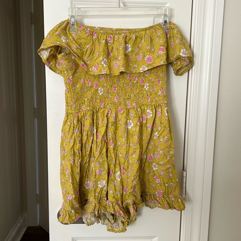 Off shoulder smocked floral romper